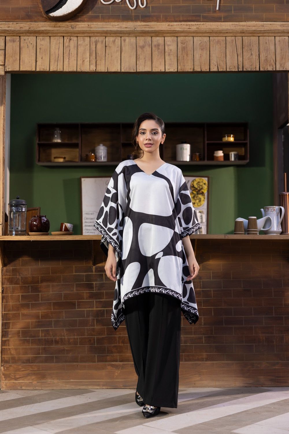 White Black Silk Cape Style Kaftan Online in Dubai UAE Abudhabi Ajman Sharjah