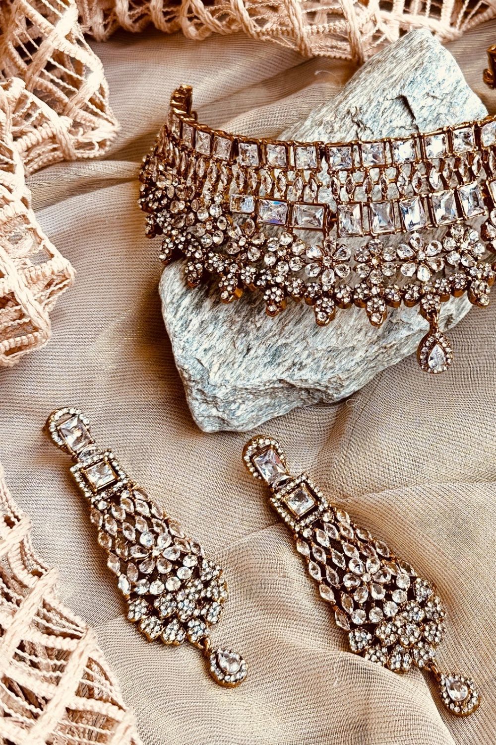 White Crystal Collar Necklace Set Online in Dubai UAE Abudhabi Ajman Sharjah
