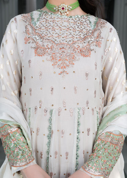 White Embellished Chiffon Guest Wear Suit Online in Dubai UAE Abudhabi Ajman Sharjah