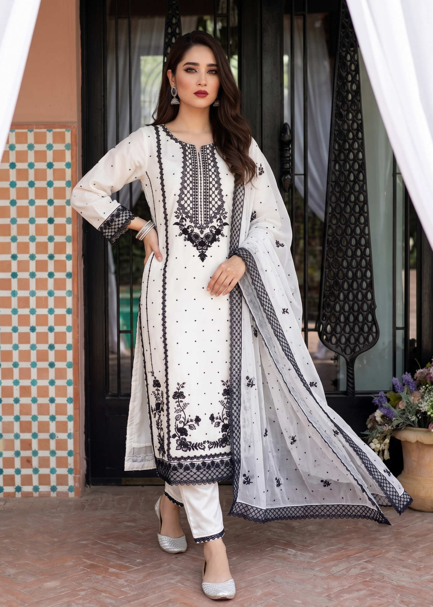 White Embroidered Chiffon Party Wear Suit Online in Dubai UAE Abudhabi Ajman Sharjah