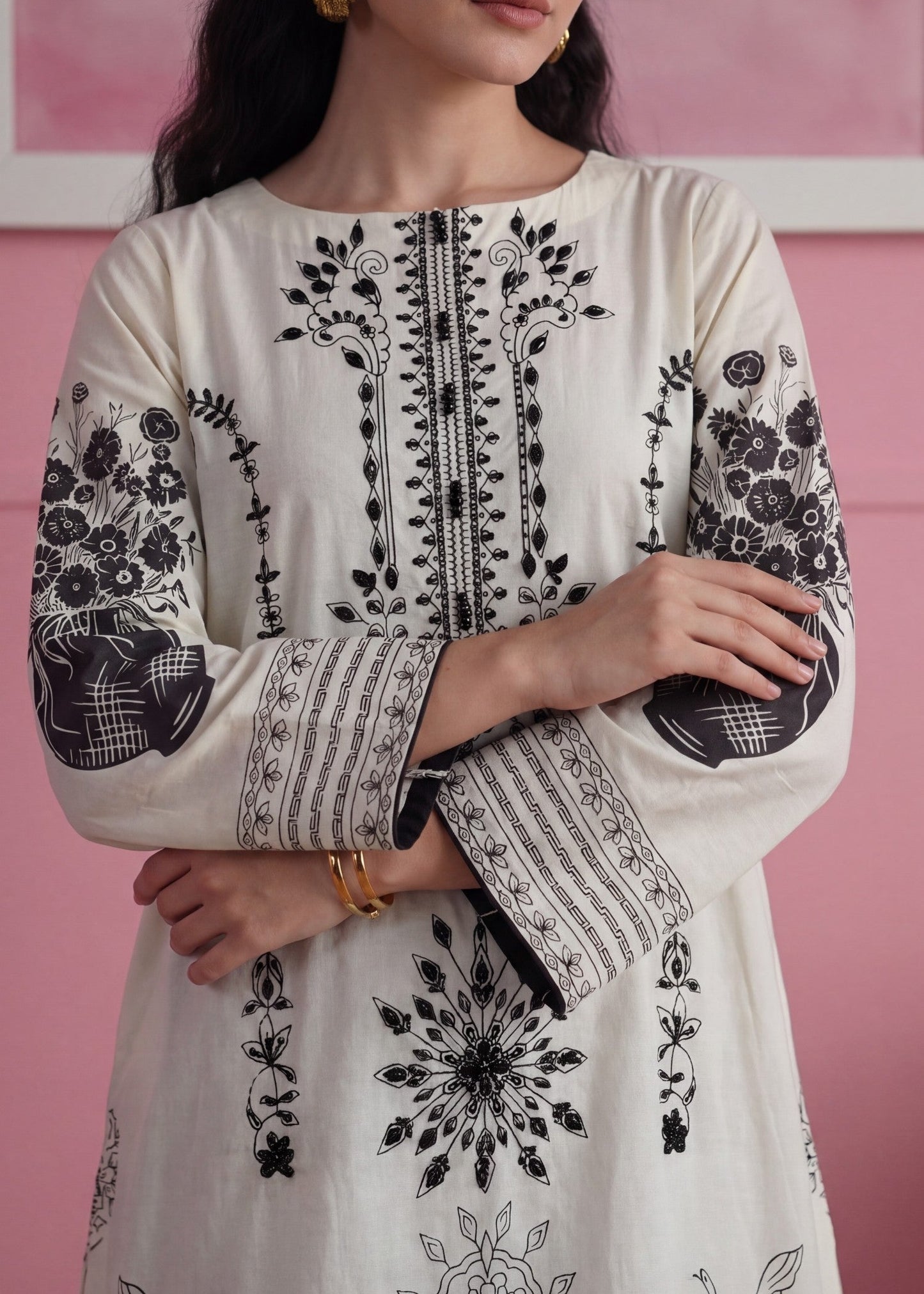 White Embroidered Kaftan Lawn Suit Online in Dubai DXB UAE Abudhabi Meena Bazaar