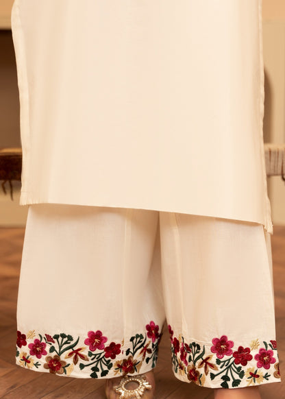 White Embroidered Lawn 3 Piece Suit Online in Dubai UAE Abudhabi Ajman Sharjah