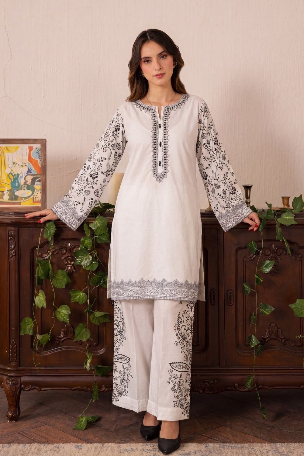 White Embroidered Lawn Kurta Set Online in Dubai UAE Abudhabi Ajman Sharjah