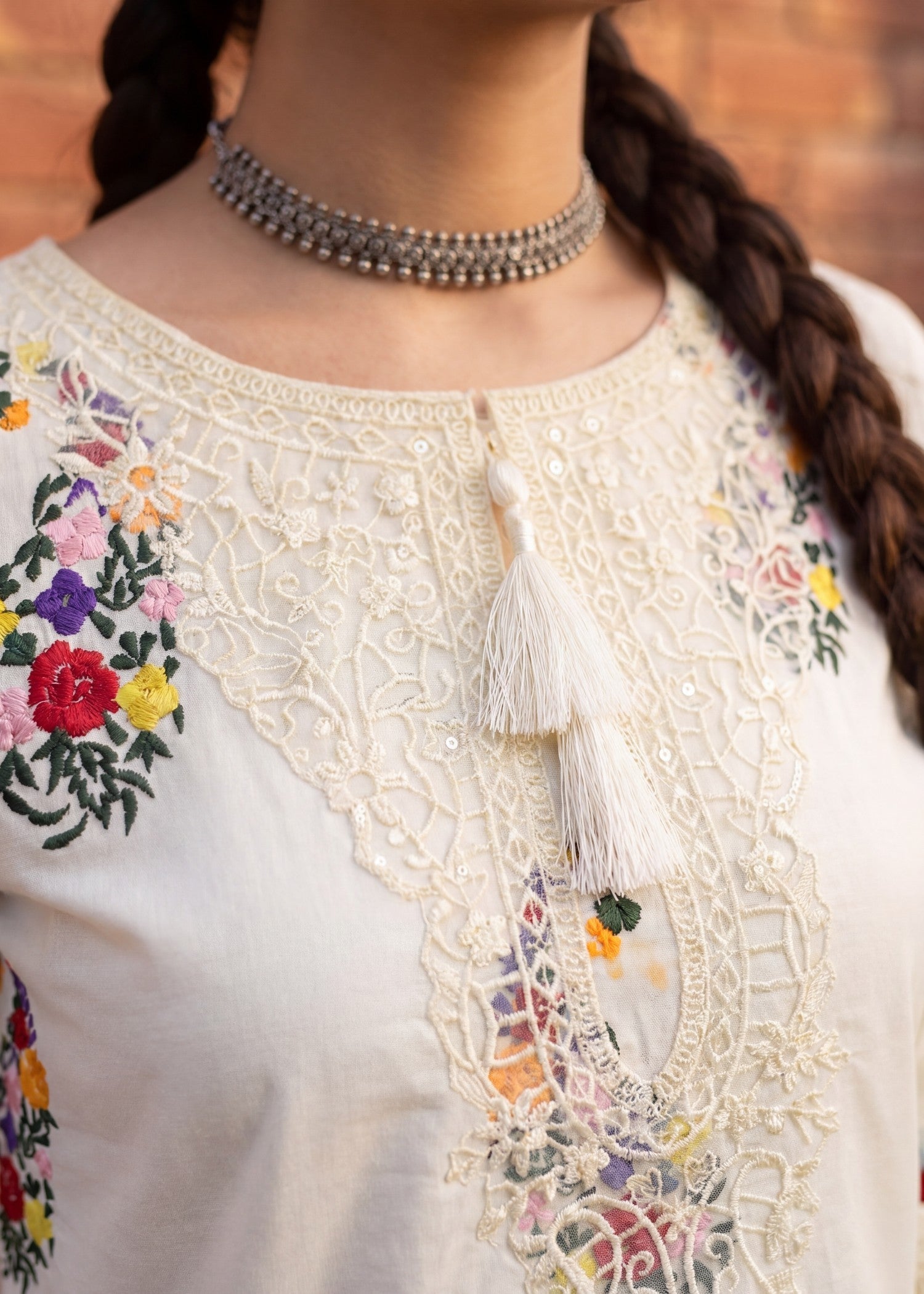 White Embroidered Lawn Salwar Suit for Women Online in KSA Riyadh Saudi Arabia Oman Bahrain Qatar