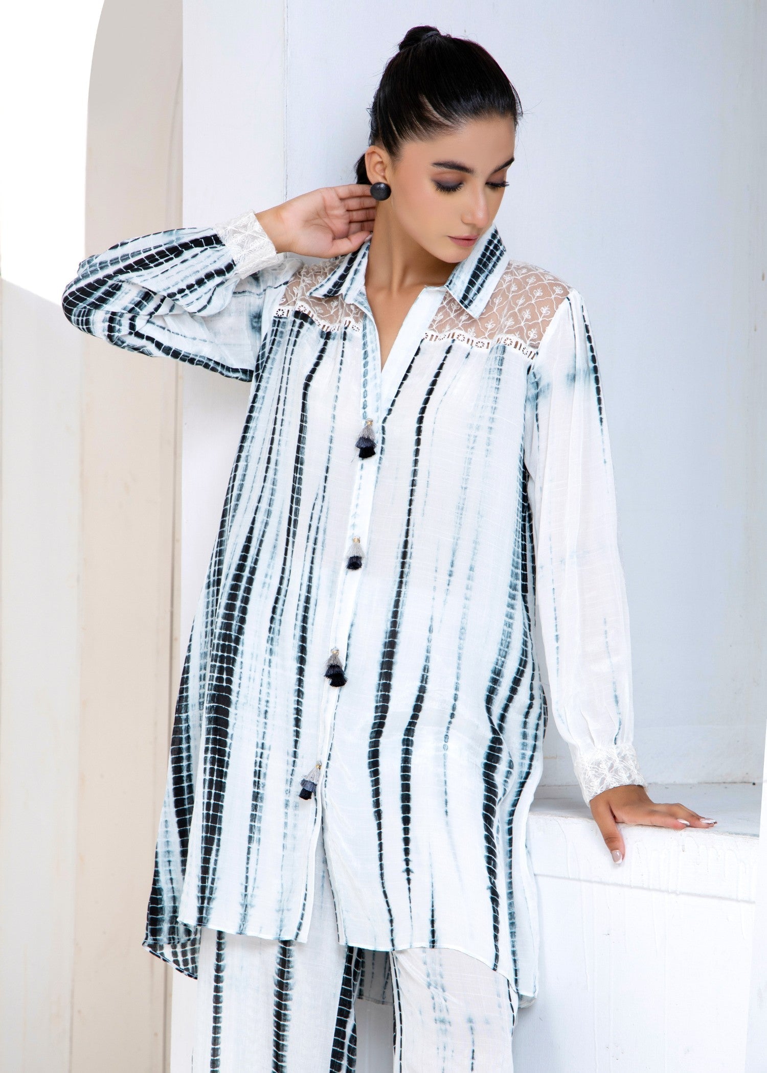 White Embroidered Raw Silk Pakistani Suit Online in Dubai DXB UAE Abudhabi Meena Bazaar