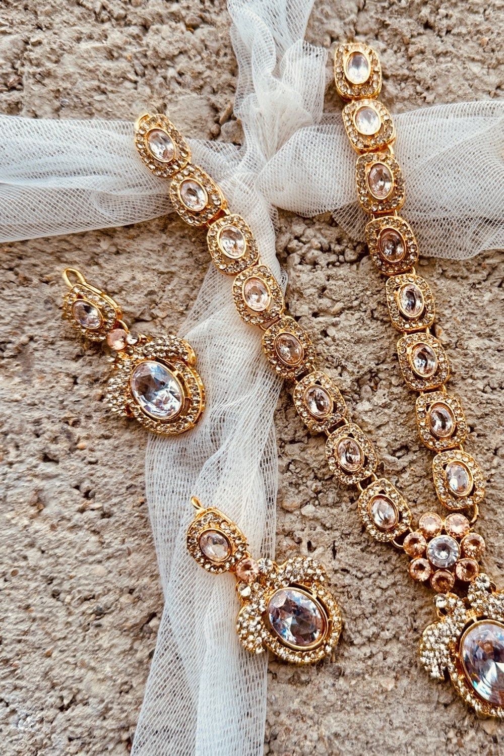 White Gold Plated Urban Glow Necklace Set Online in Dubai UAE Abudhabi Ajman Sharjah