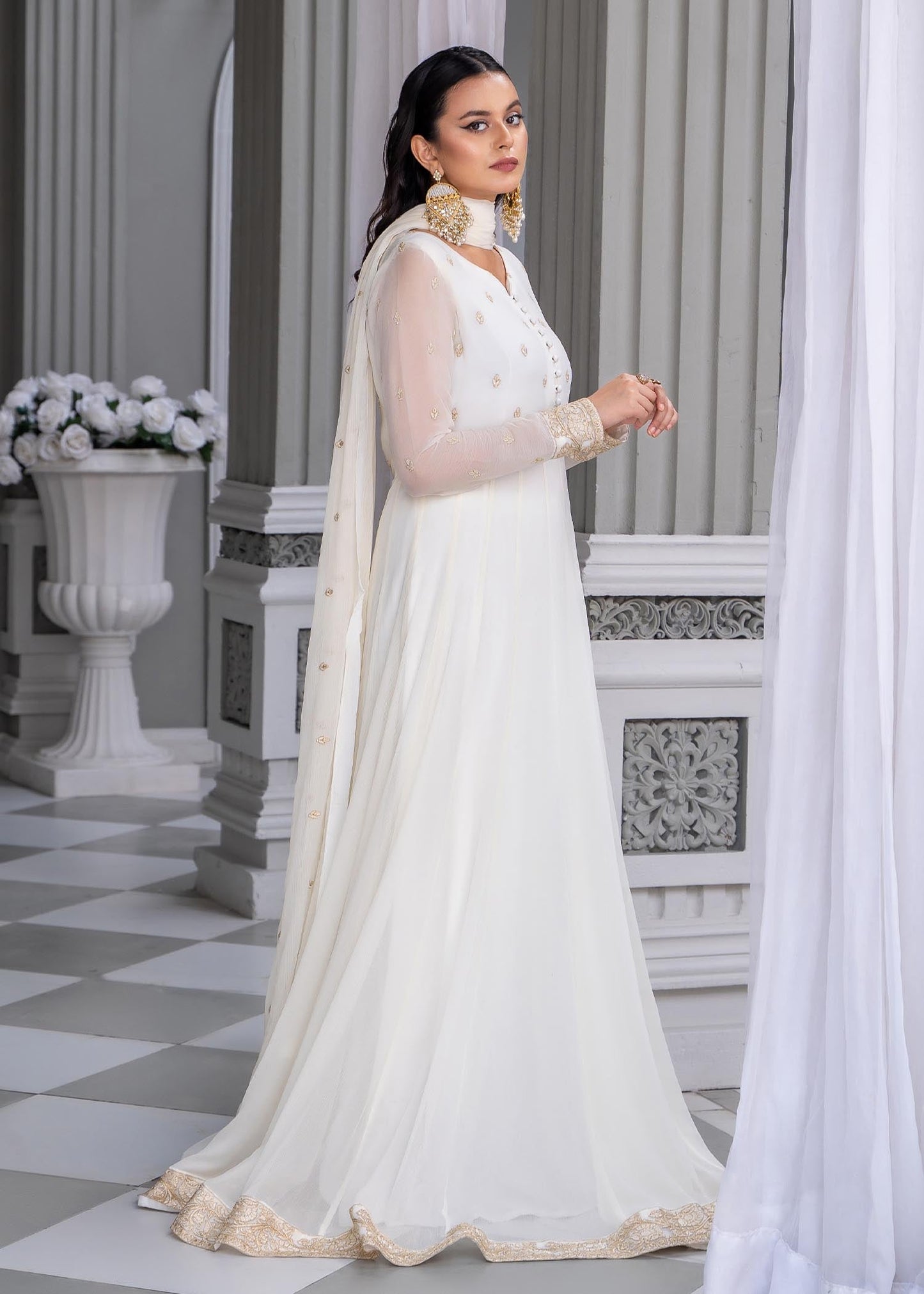 White Gold Tilla Border Chiffon Pishwas Online in Dubai DXB UAE Abudhabi Meena Bazaar