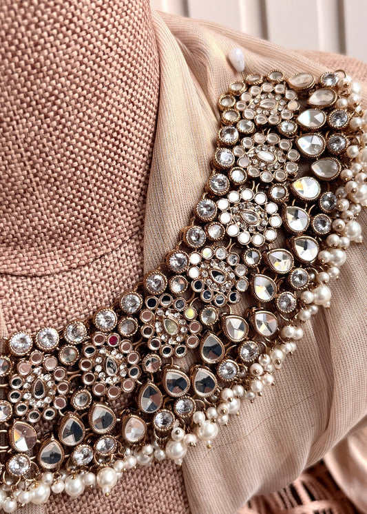 White Kundan Style Jewellery Set Online in KSA Riyadh Saudi Arabia Oman Bahrain Qatar
