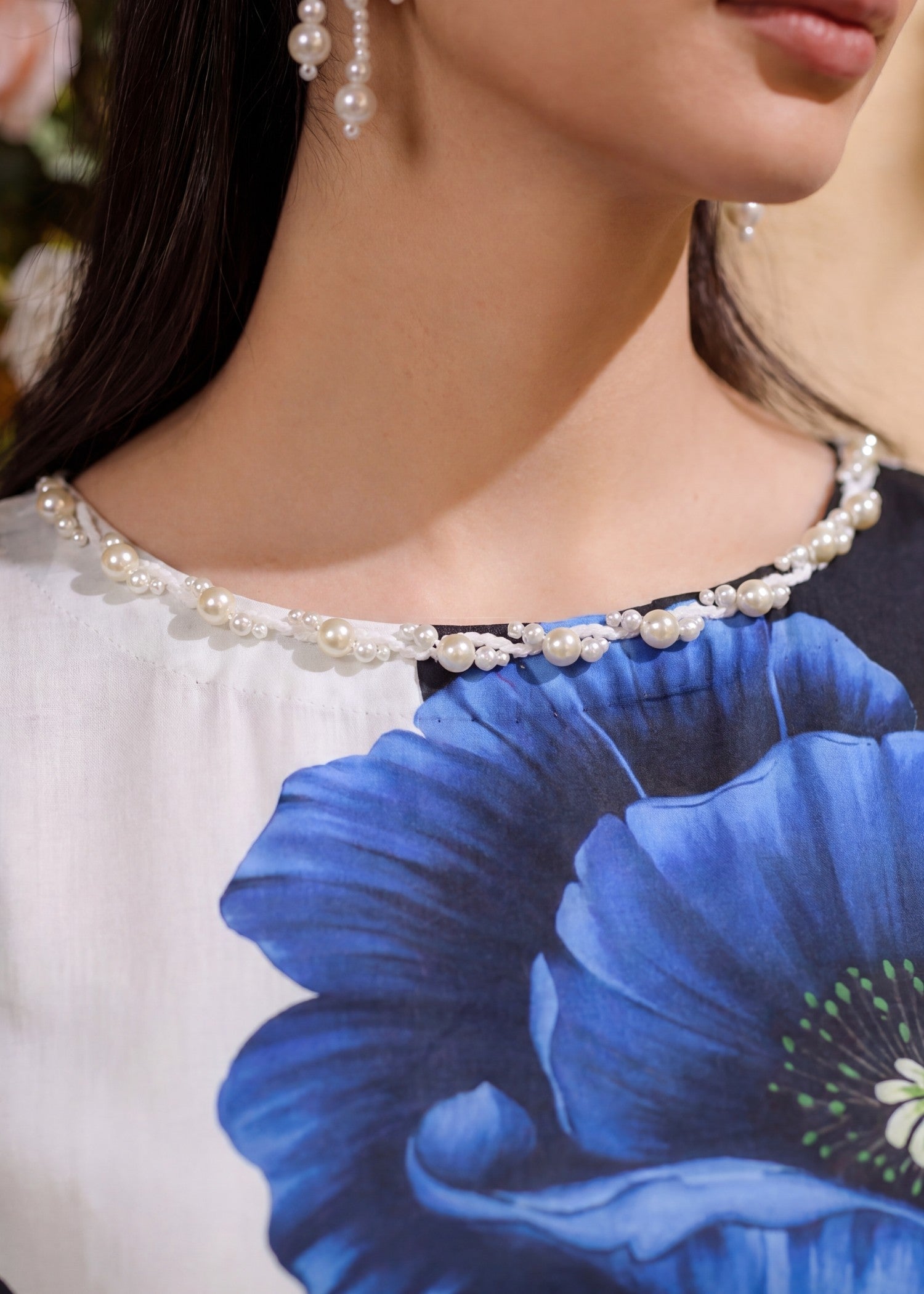 White Lawn Daily Wear Pakistani Suit Online in Dubai UAE Abudhabi Ajman Sharjah