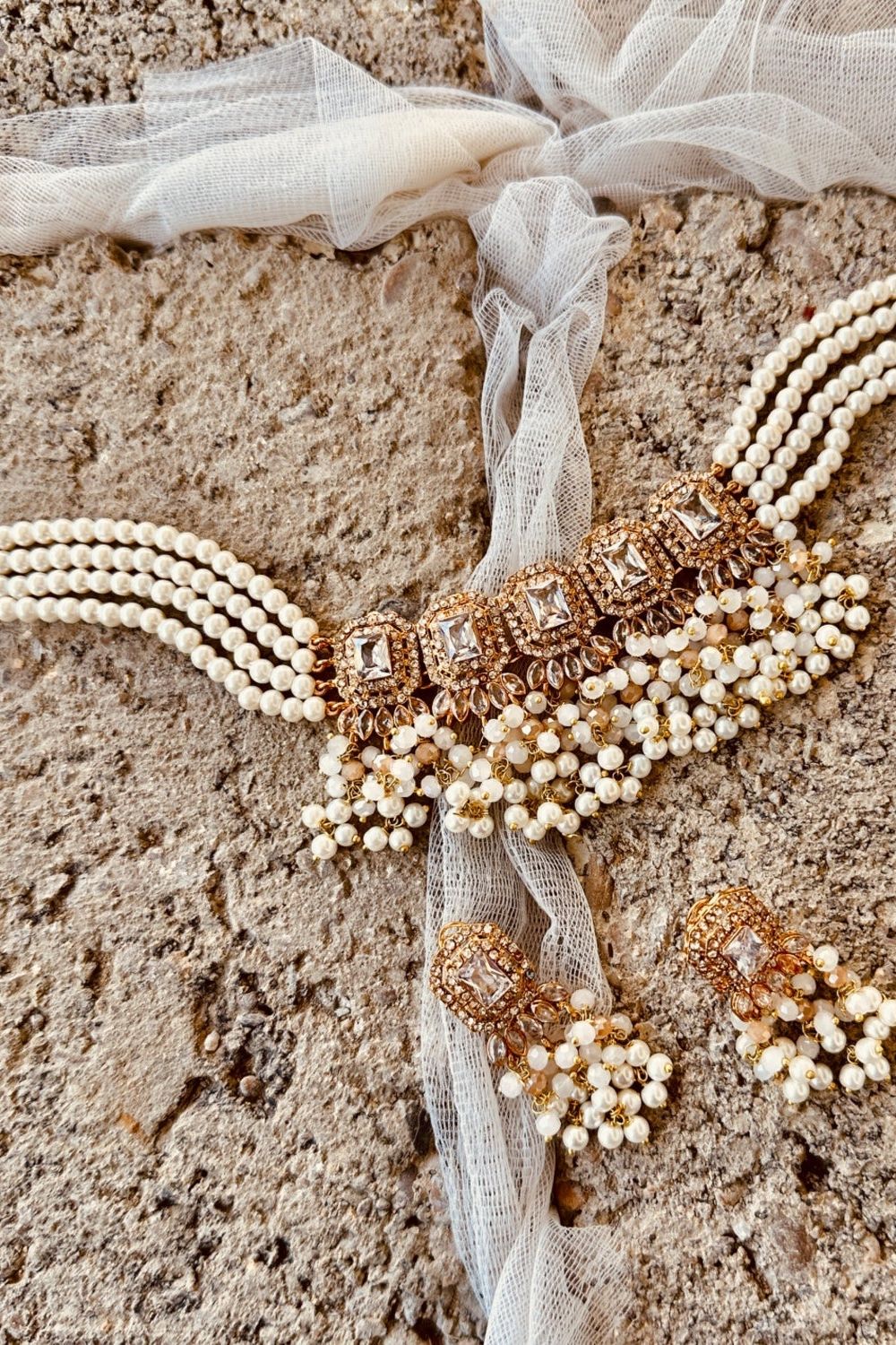 White Metal Choker Set with Earrings Online in Dubai UAE Abudhabi Ajman Sharjah