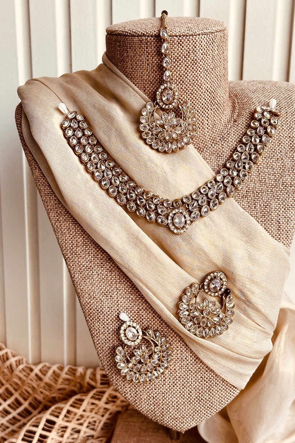 White Stone Work Jewellery Set Online in Dubai UAE Abudhabi Ajman Sharjah