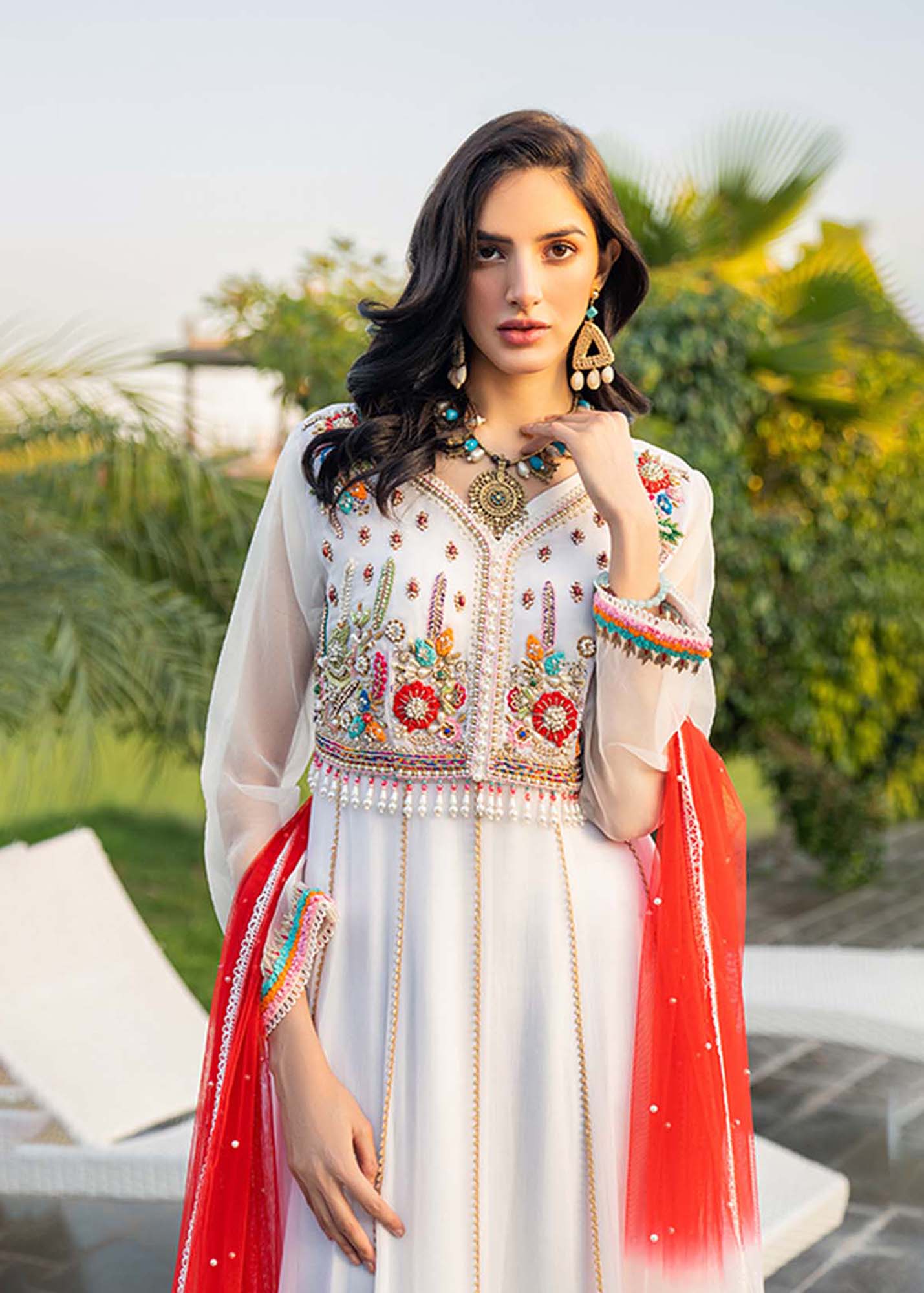 Buy White Anarkali Dress with Red Dupatta Online Buy White Anarkali Dress with Red Dupatta Online