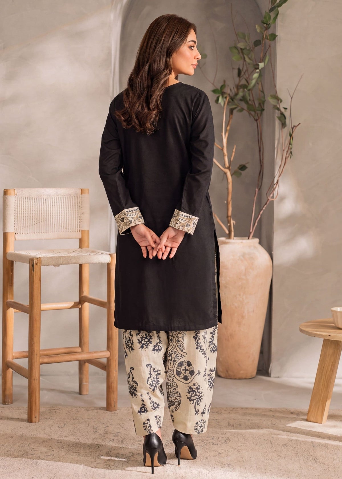 Winter Wear Black Khaddar Shalwar Kameez Online in KSA Riyadh Saudi Arabia Oman Bahrain Qatar