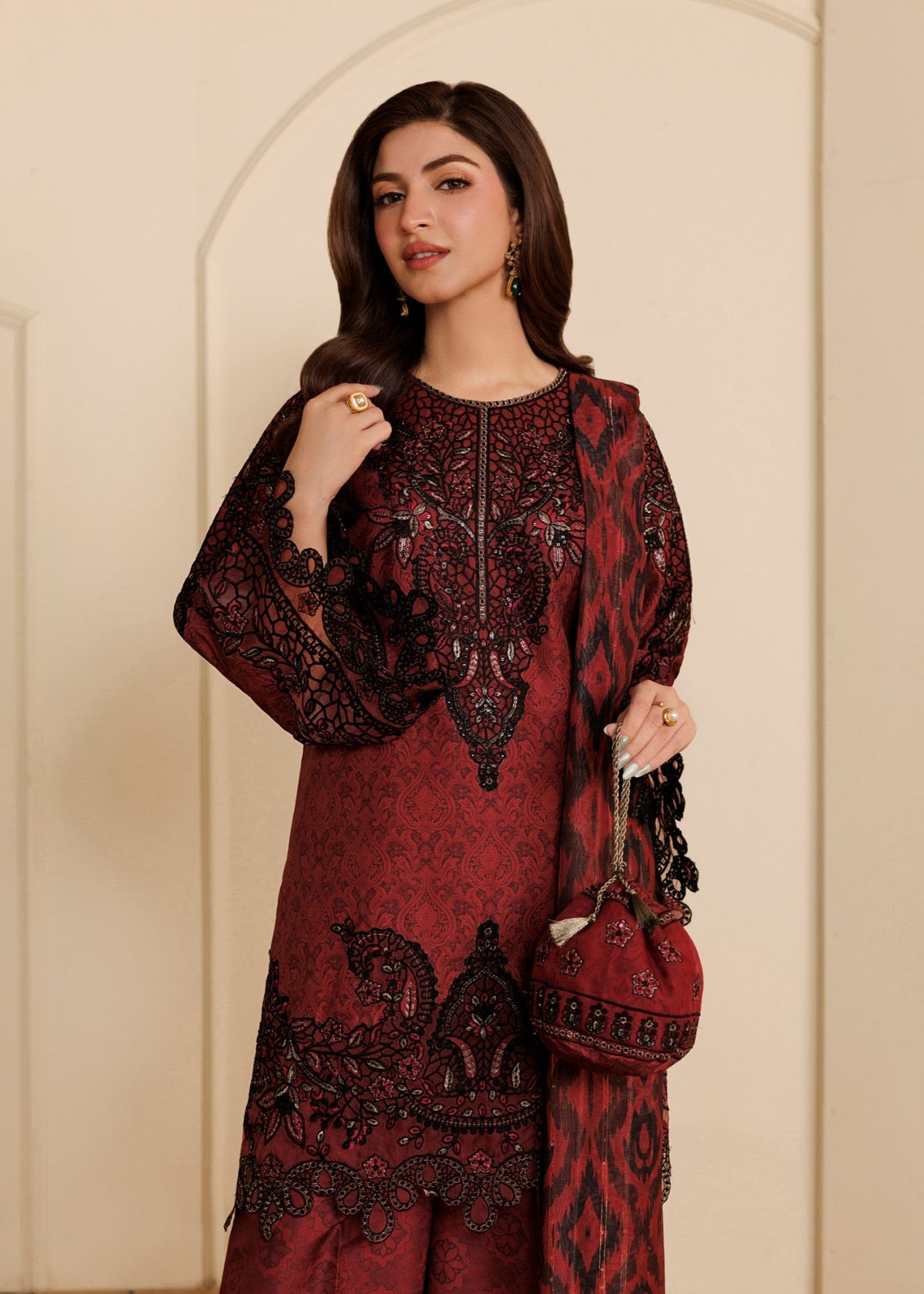 Winter Wear Blood Red 3 Piece Salwar Kameez Online in KSA Riyadh Saudi Arabia Oman Bahrain Qatar