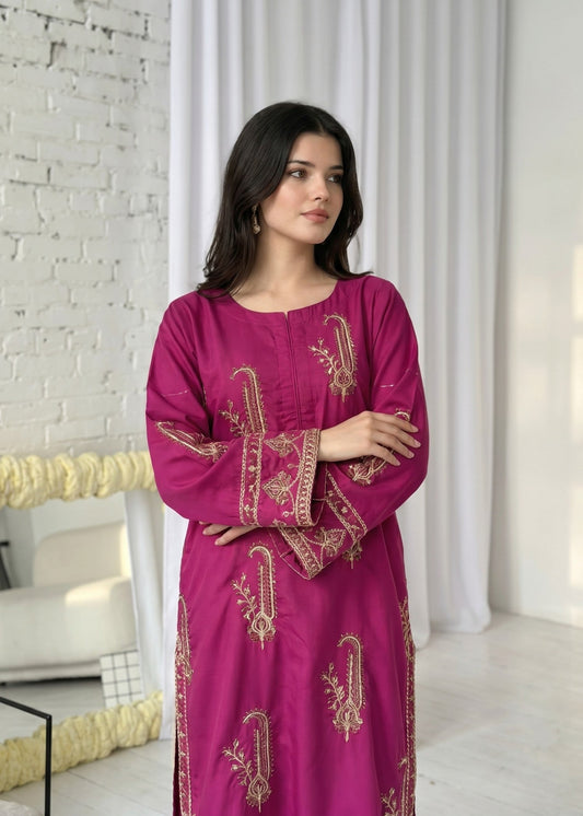 Women's Embroidered Khaddar Salwar Kameez Online in KSA Riyadh Saudi Arabia Oman Bahrain Qatar