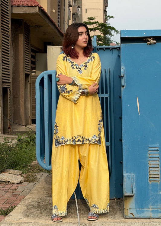 Yellow Embroidered Cotton Kurta Set Online in Dubai DXB UAE Abudhabi Meena Bazaar