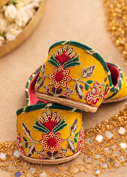Yellow Velvet Embroidered Khussa Online in Sri Lanka India Australia