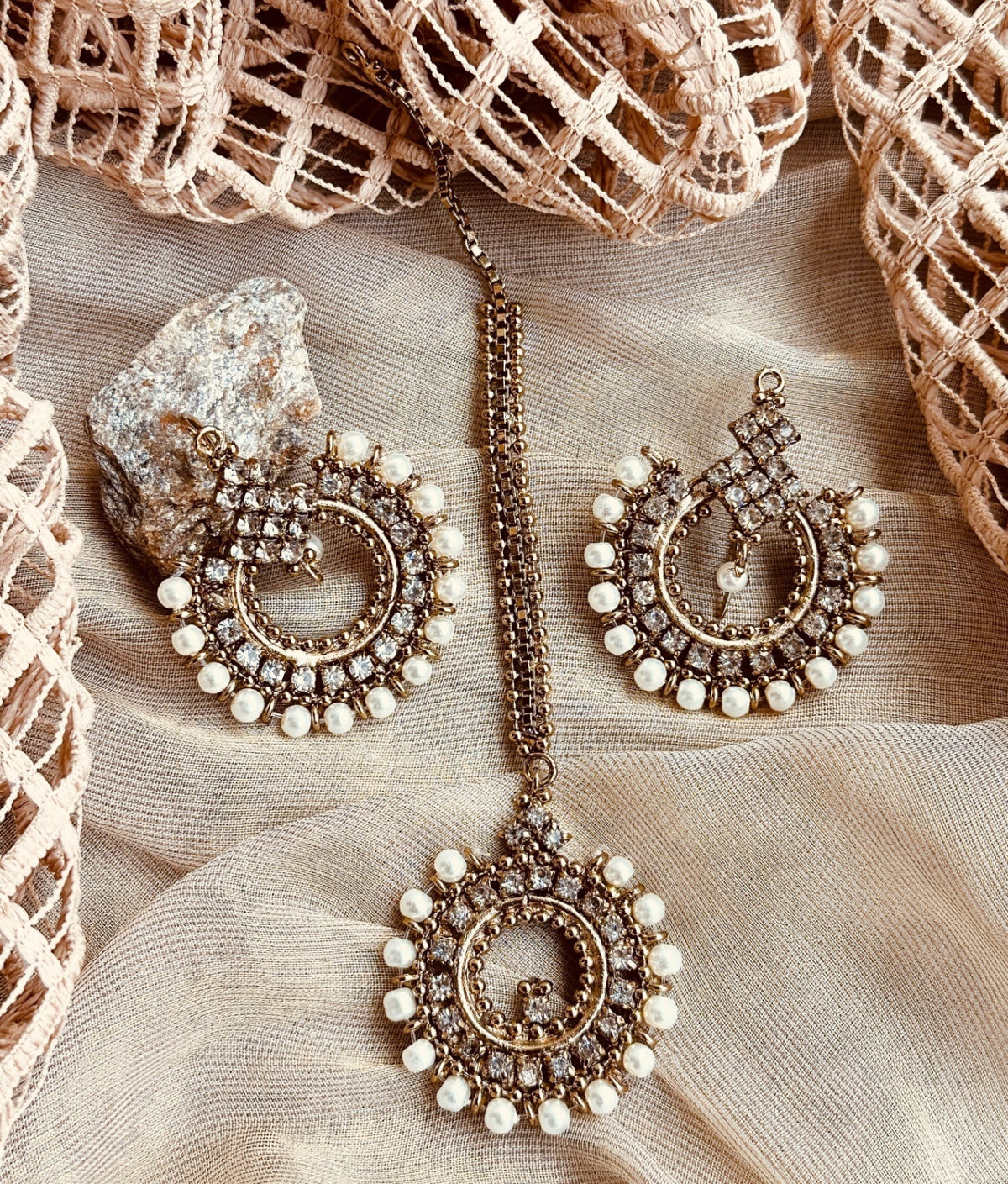 Zarifa Delicate Antique Jewellery Set Online in KSA Riyadh Saudi Arabia Oman Bahrain Qatar