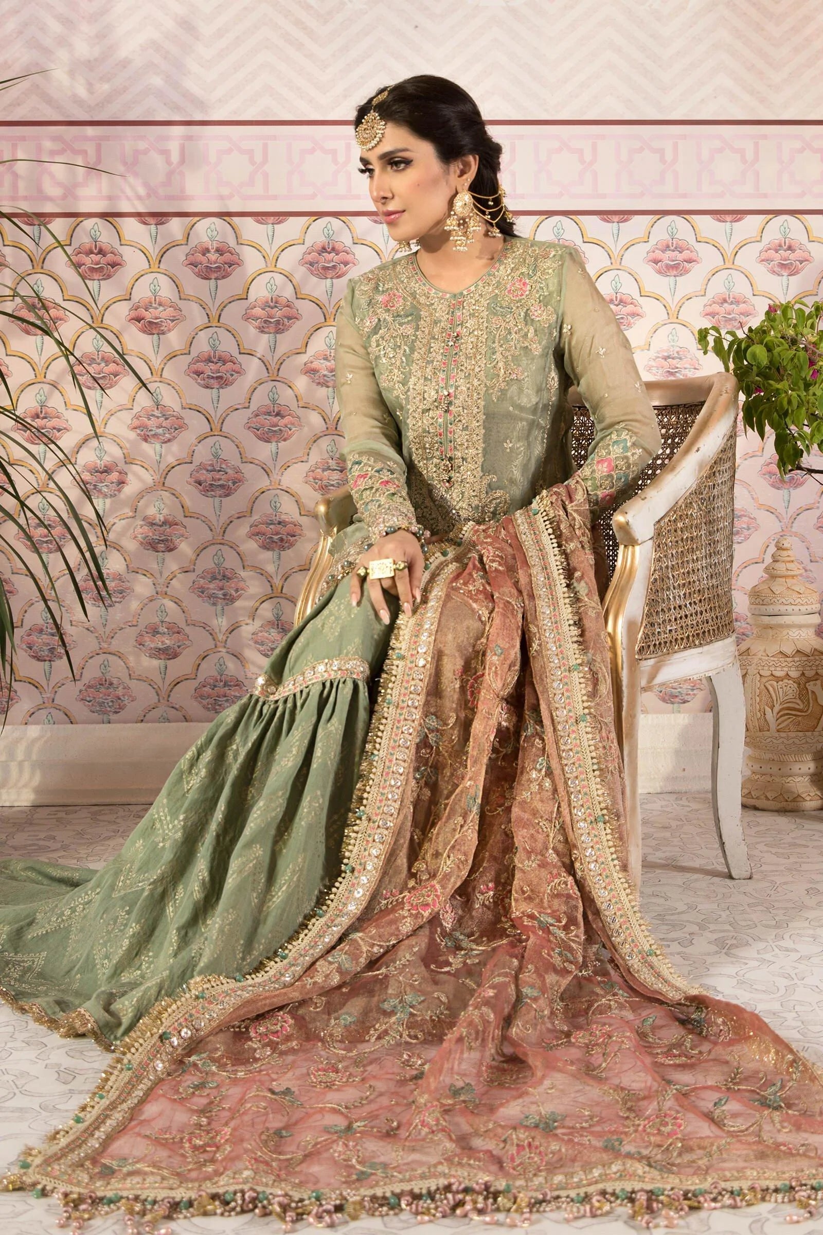 Pistachio Green & Salmon Pink Pakistani Bridal Wedding Gharara in Dubai SALWAR MAHAL Pistachio Green & Salmon Pink Pakistani Bridal Wedding Gharara in Dubai SALWAR MAHAL