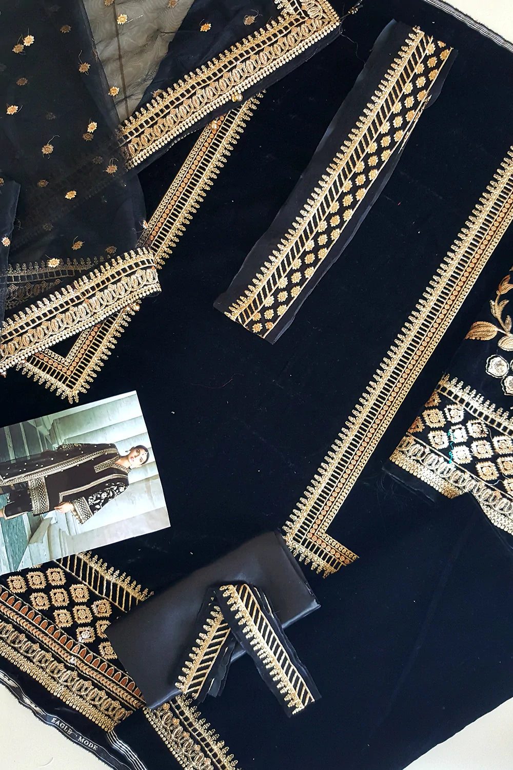 velvet salwar kameez pakistani