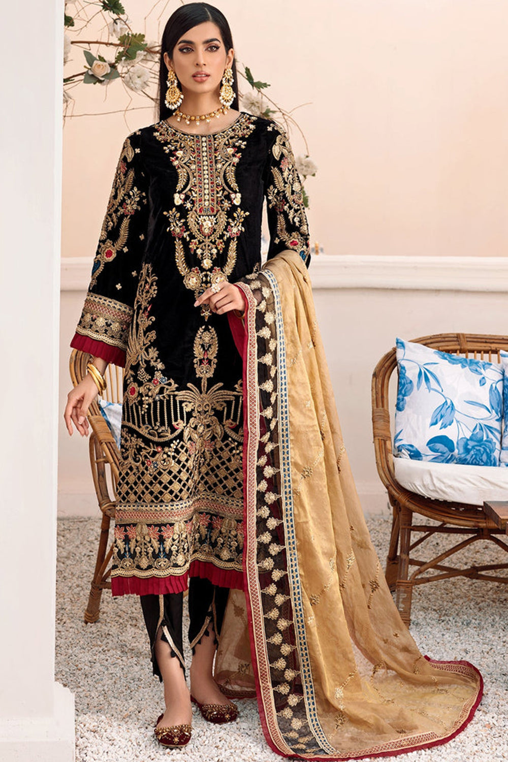 pakistani velvet suit