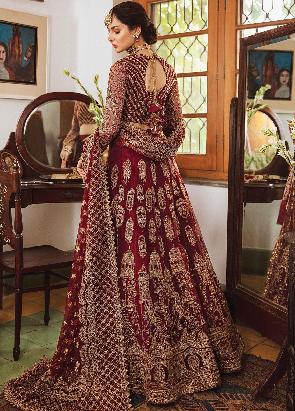 Maroon Traditional Blouse – Fluffy Lehenga Dupatta As Reception | Bridal  lehenga red, Indian bridal wear, Indian bridal wear red