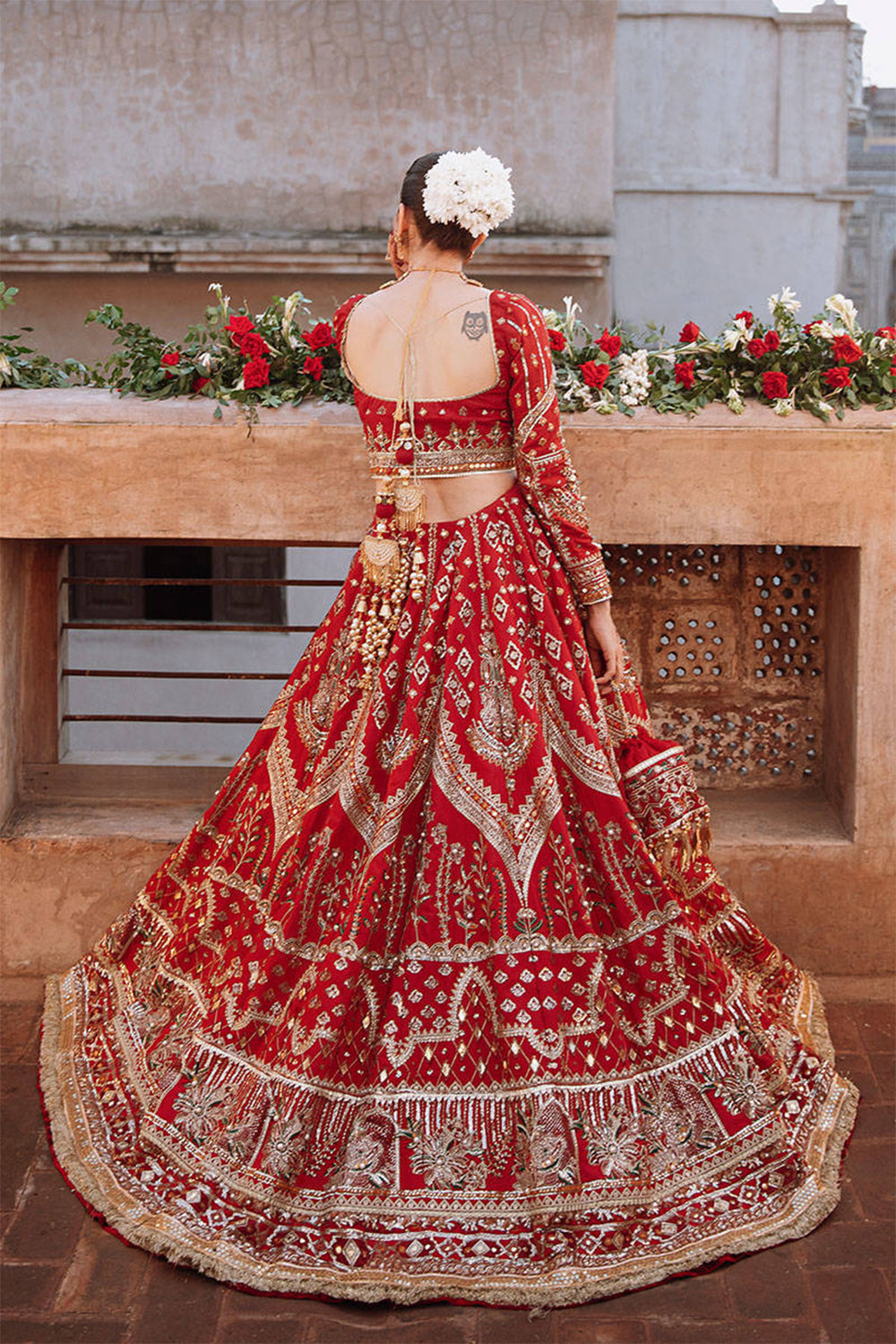 Buy Designer Red Bridal Lehenga Online at Best Price - KARMAPLACE.COM